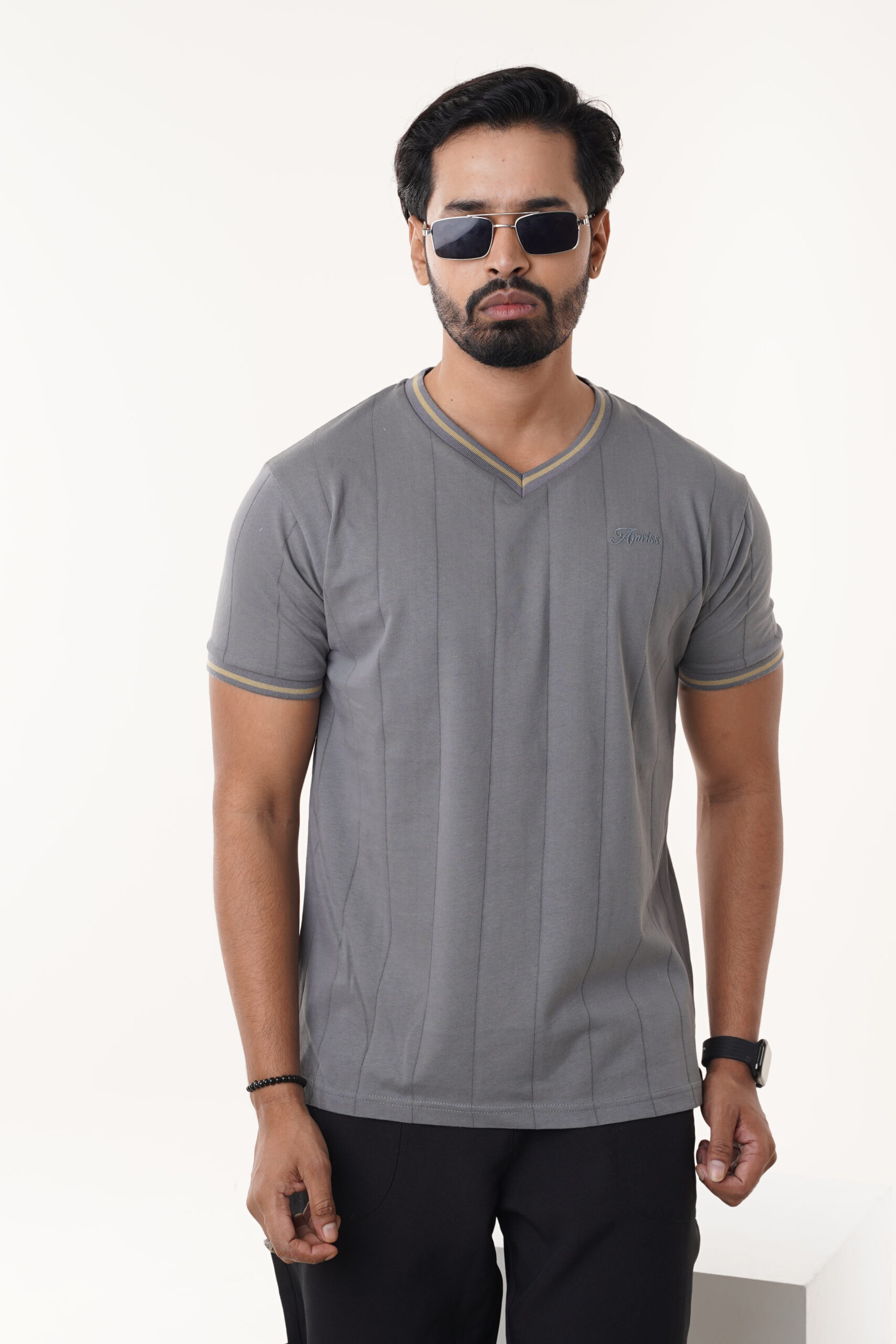 ARI03110-scaled-1.jpg Men's T-Shirt - Image 1