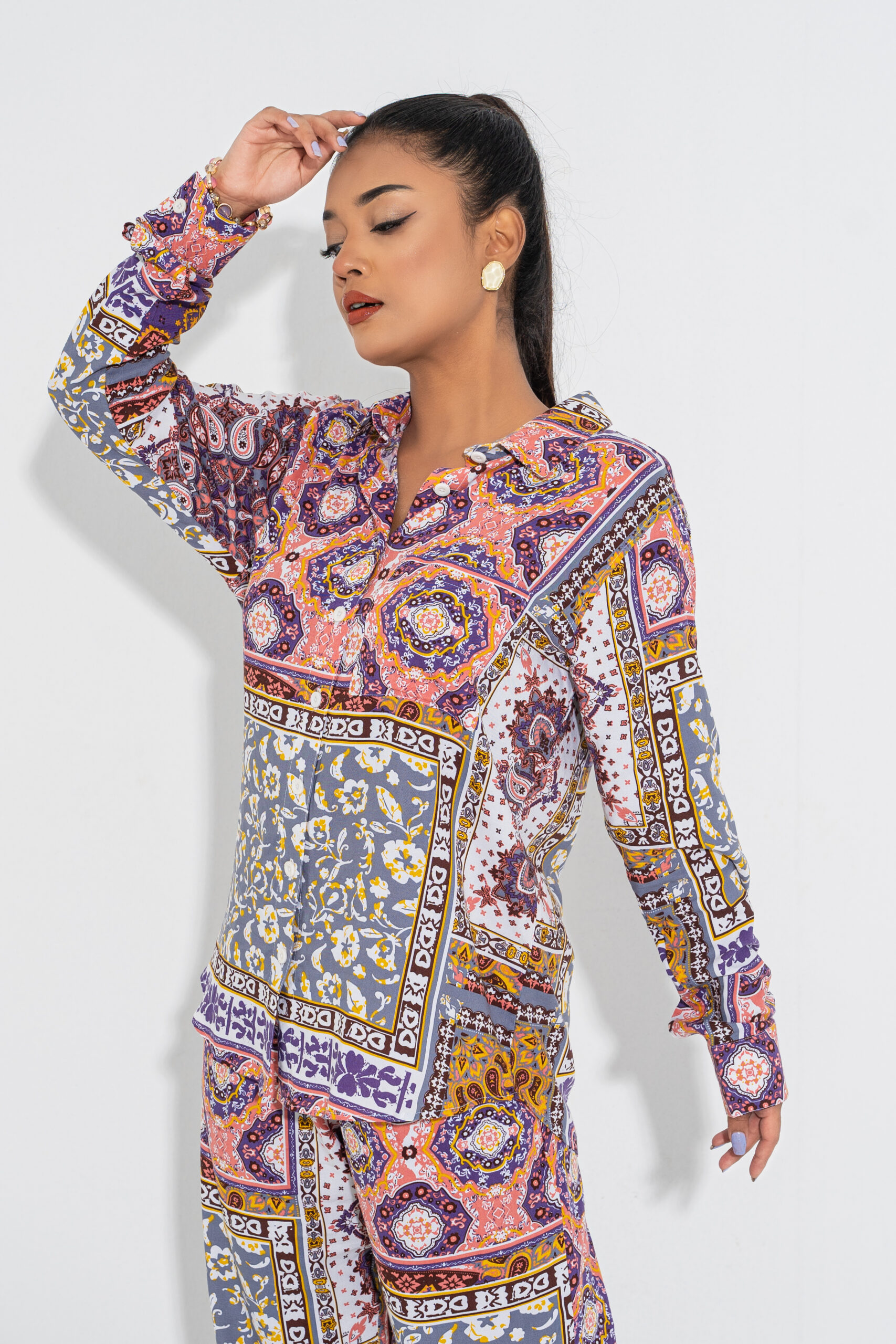 ARI05478-scaled-1.jpg Clasi Alloner Print Shirt & Wide leg Pants - Image 1