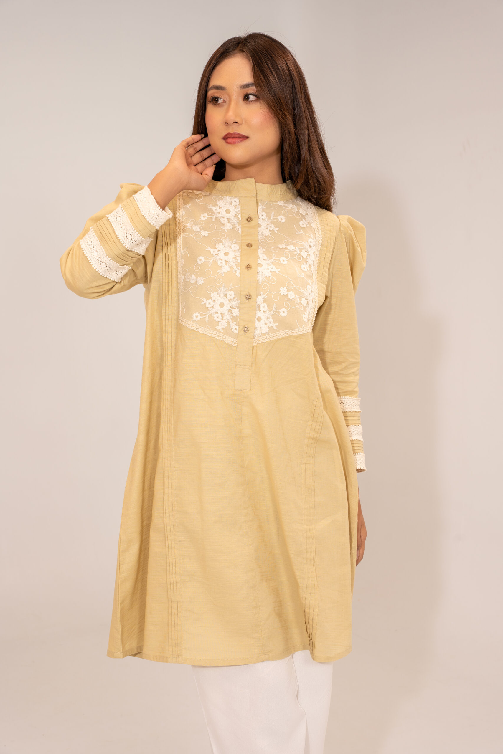 ARI06165-scaled-1.jpg Ladies Kurta - Image 1
