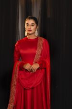 Amriss Womens Gown - Image 6